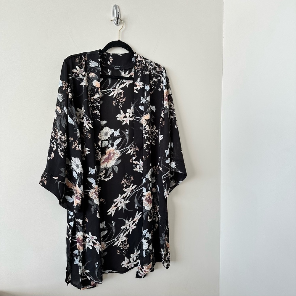 Tahari-dark Floral Open Summer Kimono (Size:L/XL) - Picture 3 of 11